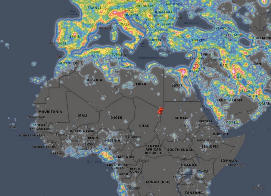 Mapa zanieczyszczenia świtałem - pinezka wpięta w miejsce naszego biwaku w Ennedi.